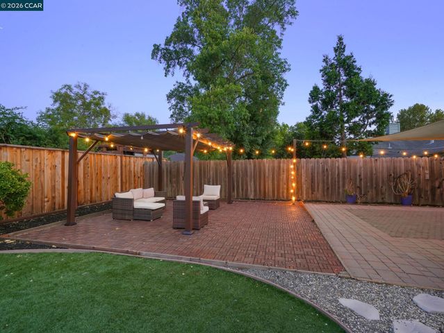 1555 Violet Way, Pleasant Hill, CA 94523