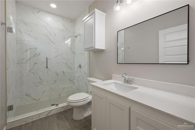 740 N Alamo Road 20, Alamo, TX 78516