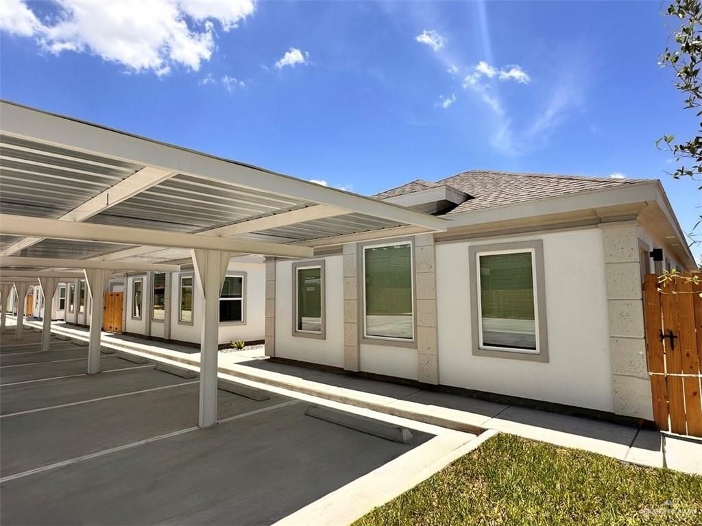 740 N Alamo Road 20, Alamo, TX 78516