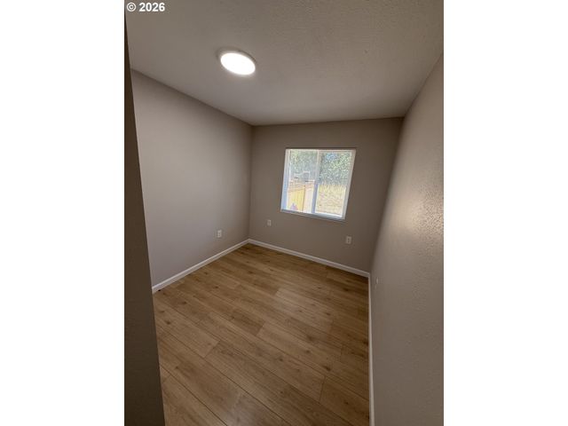 13414 Nw SHERRY St, Portland, OR 97229