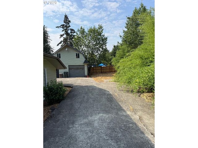13414 Nw SHERRY St, Portland, OR 97229