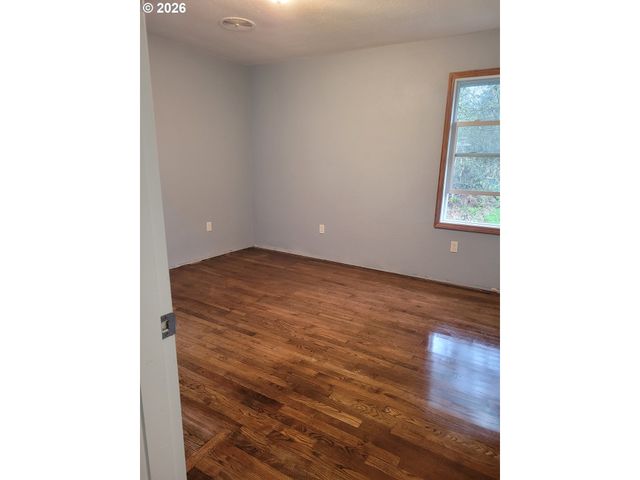 13414 Nw SHERRY St, Portland, OR 97229