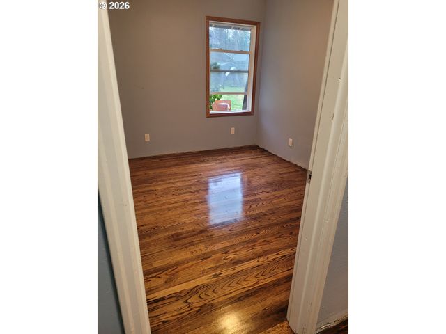13414 Nw SHERRY St, Portland, OR 97229
