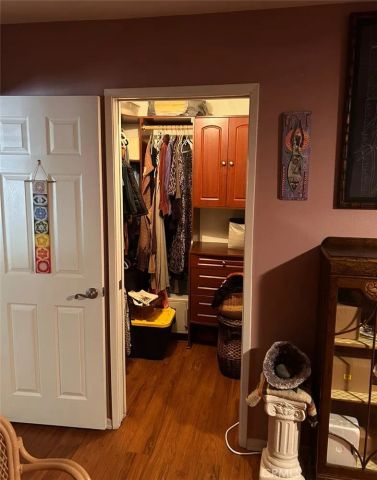 23509 Via Chantilly, Valencia, CA 91355