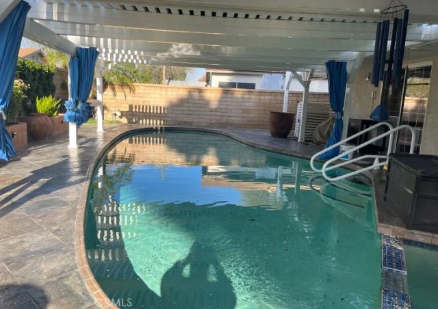 23509 Via Chantilly, Valencia, CA 91355