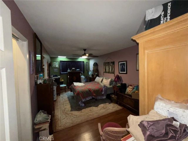 23509 Via Chantilly, Valencia, CA 91355