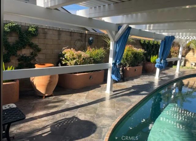 23509 Via Chantilly, Valencia, CA 91355