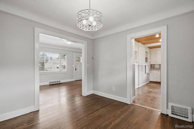 1214 McLean Avenue, Royal Oak, MI 48067