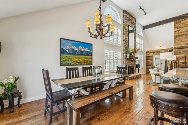 1920 Baxter Ridge Drive, Chesterfield, MO 63017