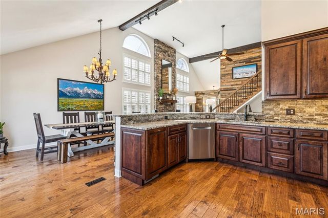 1920 Baxter Ridge Drive, Chesterfield, MO 63017