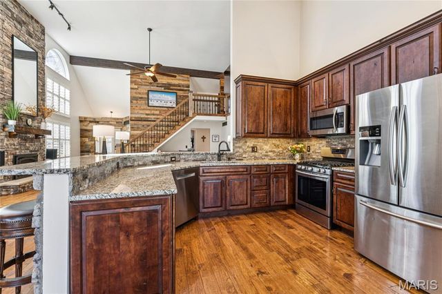 1920 Baxter Ridge Drive, Chesterfield, MO 63017