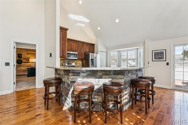 1920 Baxter Ridge Drive, Chesterfield, MO 63017