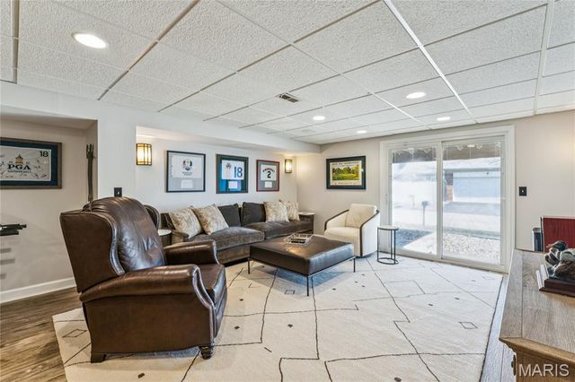 1920 Baxter Ridge Drive, Chesterfield, MO 63017