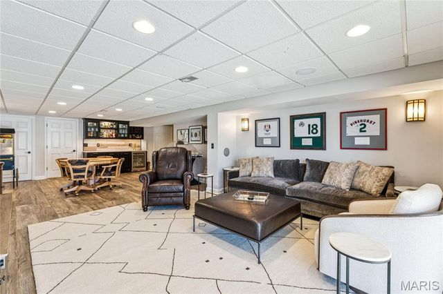 1920 Baxter Ridge Drive, Chesterfield, MO 63017