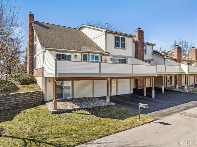 1920 Baxter Ridge Drive, Chesterfield, MO 63017