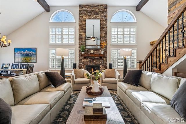 1920 Baxter Ridge Drive, Chesterfield, MO 63017