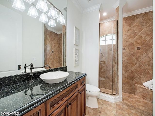 466 CLIFTON CT, Marco Island, FL 34145