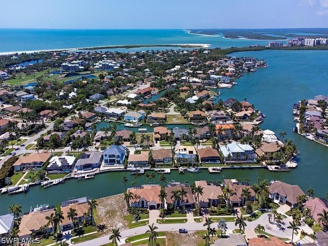 466 CLIFTON CT, Marco Island, FL 34145