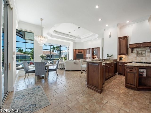 466 CLIFTON CT, Marco Island, FL 34145