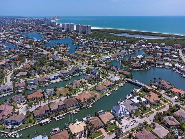 466 CLIFTON CT, Marco Island, FL 34145