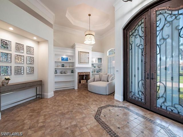 466 CLIFTON CT, Marco Island, FL 34145