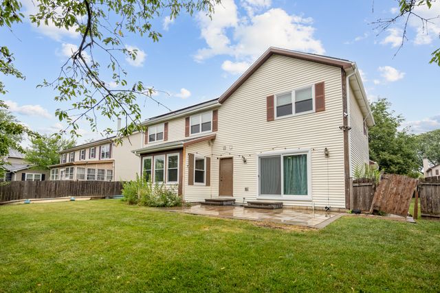 1347 Rose Boulevard, Buffalo Grove, IL 60089