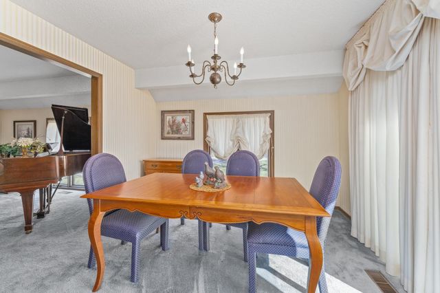 2932 W Benjamin Dr, Wichita, KS 67204