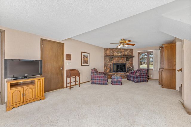 2932 W Benjamin Dr, Wichita, KS 67204