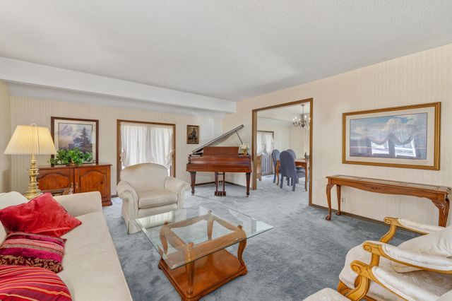 2932 W Benjamin Dr, Wichita, KS 67204