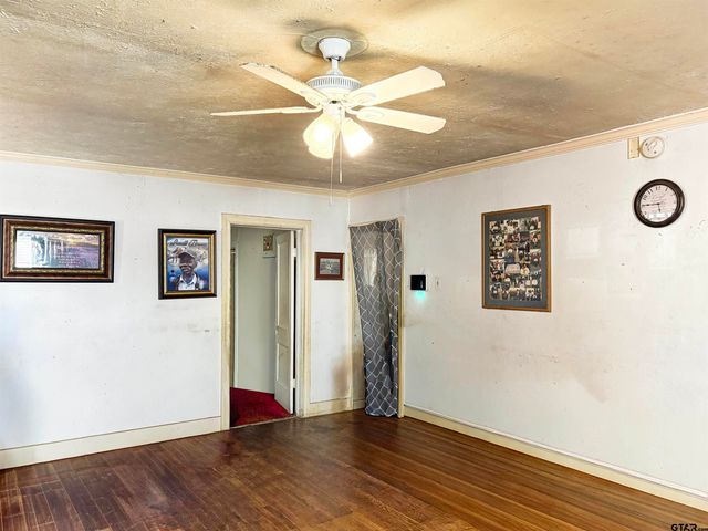 1309 N. Englewood, Tyler, TX 75702