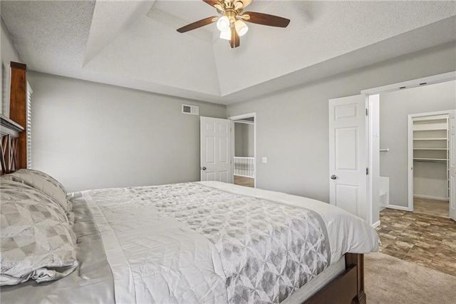 7013 W 157th Terrace, Overland Park, KS 66223