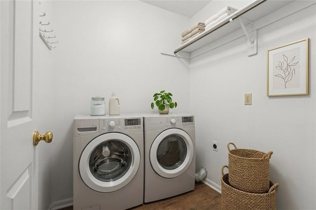 7013 W 157th Terrace, Overland Park, KS 66223