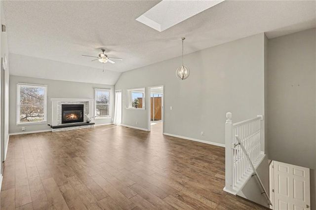 7013 W 157th Terrace, Overland Park, KS 66223