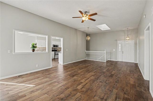 7013 W 157th Terrace, Overland Park, KS 66223