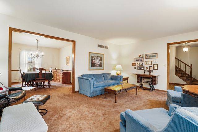 3463 Donovan Drive, Crete, IL 60417