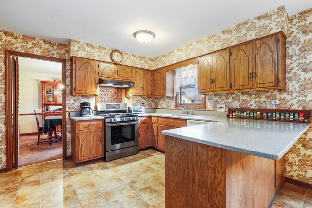 3463 Donovan Drive, Crete, IL 60417