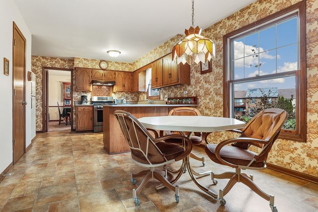 3463 Donovan Drive, Crete, IL 60417