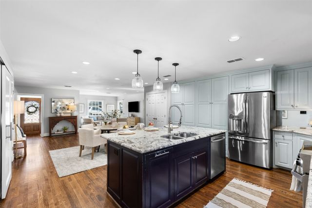 2548 Walsh Court, Fort Worth, TX 76109