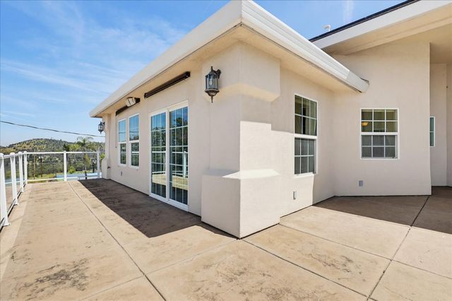6717 Heleen Bart Ct, Browns Valley, CA 95918