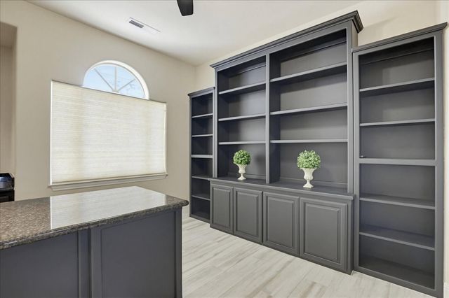 6717 Heleen Bart Ct, Browns Valley, CA 95918