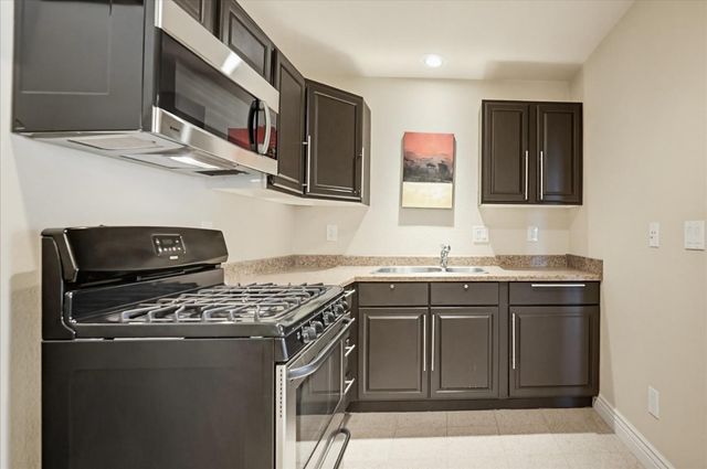 6717 Heleen Bart Ct, Browns Valley, CA 95918