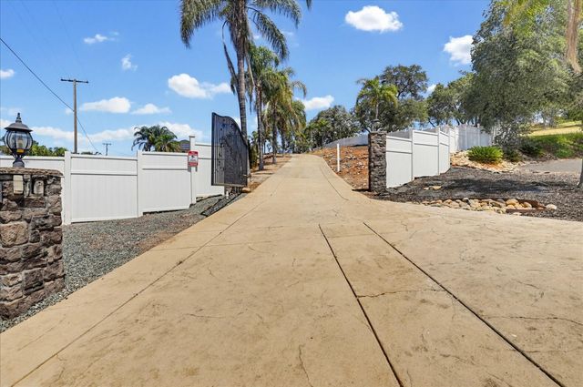6717 Heleen Bart Ct, Browns Valley, CA 95918