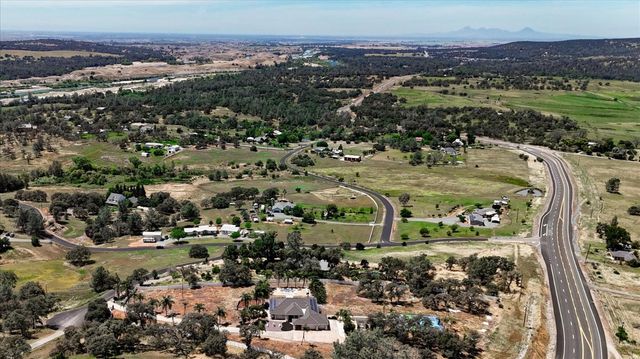 6717 Heleen Bart Ct, Browns Valley, CA 95918
