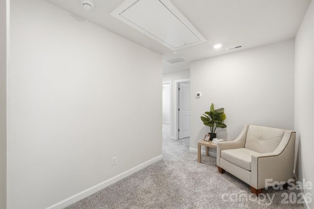 3742 Memorial Parkway, Charlotte, NC 28217