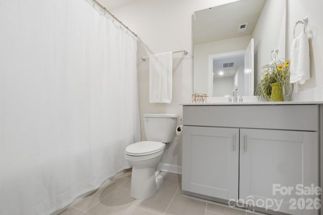 3742 Memorial Parkway, Charlotte, NC 28217