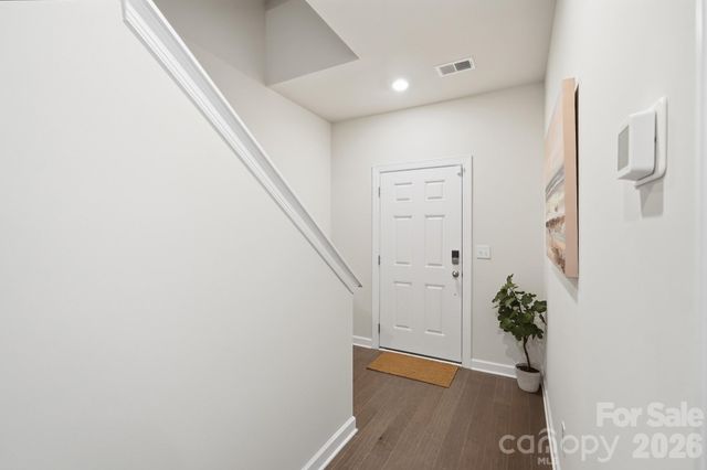 3742 Memorial Parkway, Charlotte, NC 28217
