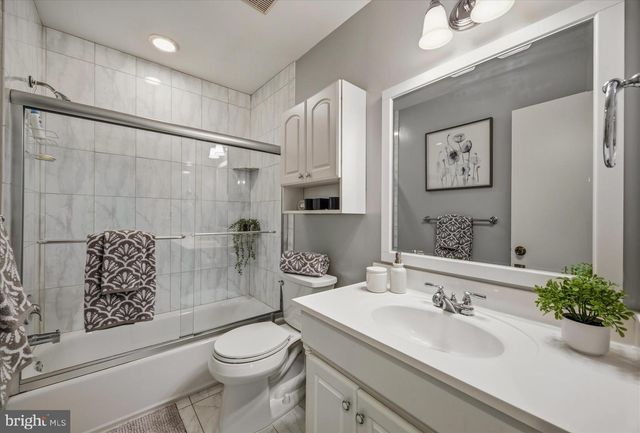 3204 LLEWELLYN FIELD RD, Olney, MD 20832