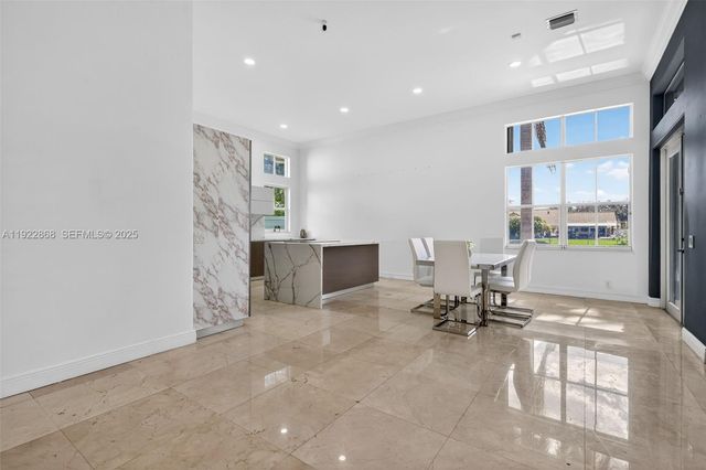 16432 NW 12th St, Pembroke Pines, FL 33028