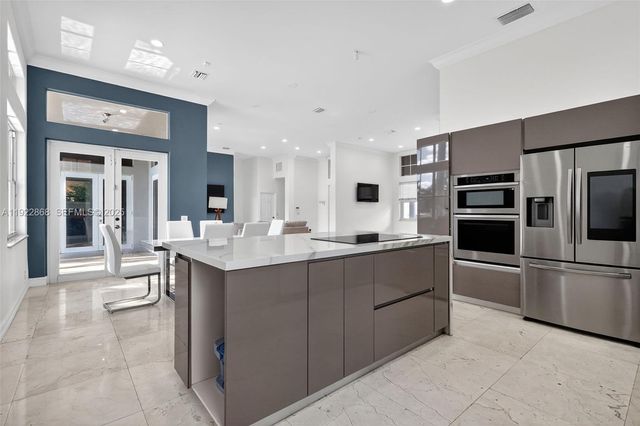 16432 NW 12th St, Pembroke Pines, FL 33028