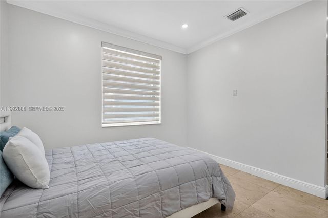 16432 NW 12th St, Pembroke Pines, FL 33028